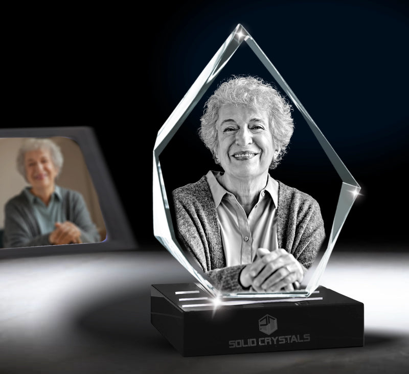 3D prestige crystal, Custom prestige crystal, Prestige crystal gift, 3D prestige crystal photo, Personalized prestige crystal, Luxury prestige crystal, Prestige crystal award, Engraved prestige crystal, Prestige crystal keepsake, Laser engraved prestige crystal