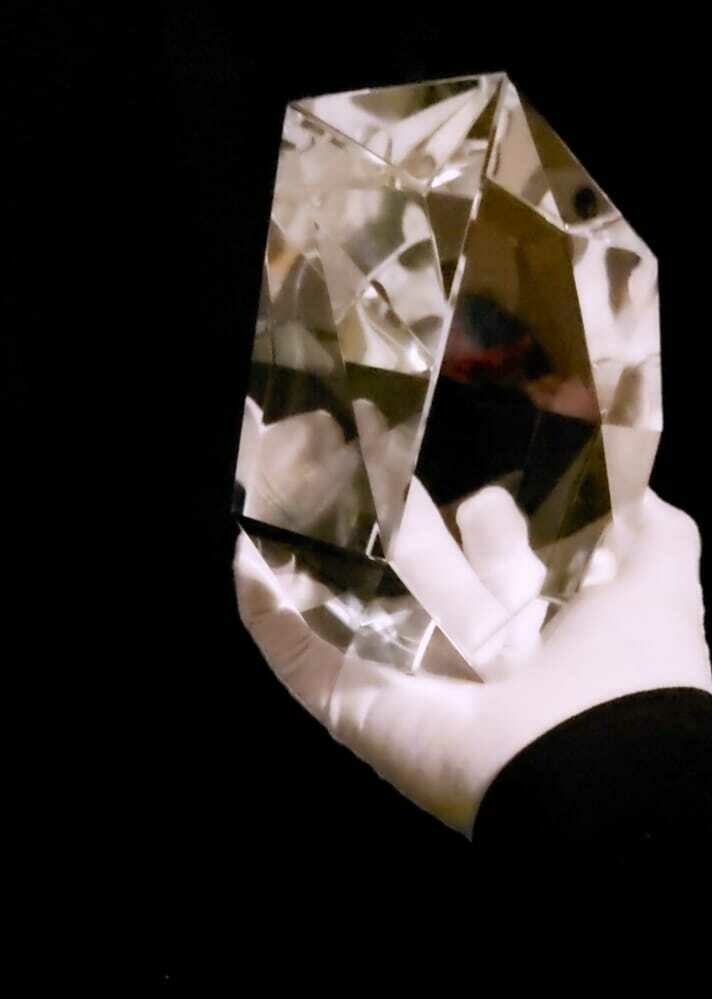 3D Memorial Prestige - Xtra Large - 2.5kg -170x135x60mm - Solid Crystals | 3D Photo Crystal Shop | Laser engraved Glass Awards & Trophies
